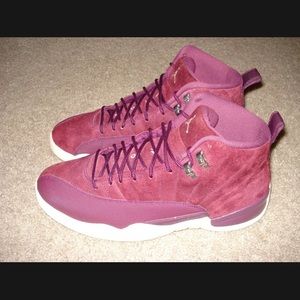 Jordan 12 Retro “Bordeaux”